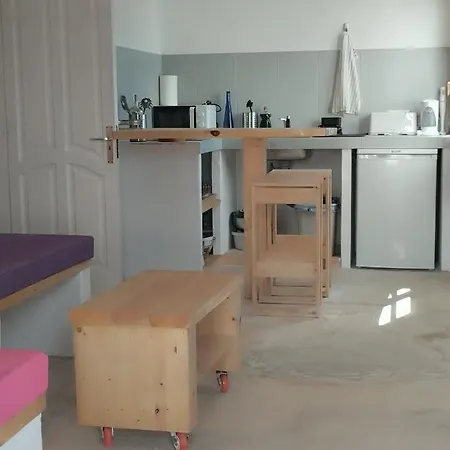 Stylish Loft With Terrace And Views Apartmán